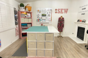 Read more about the article SEWING ROOM MAKEOVER