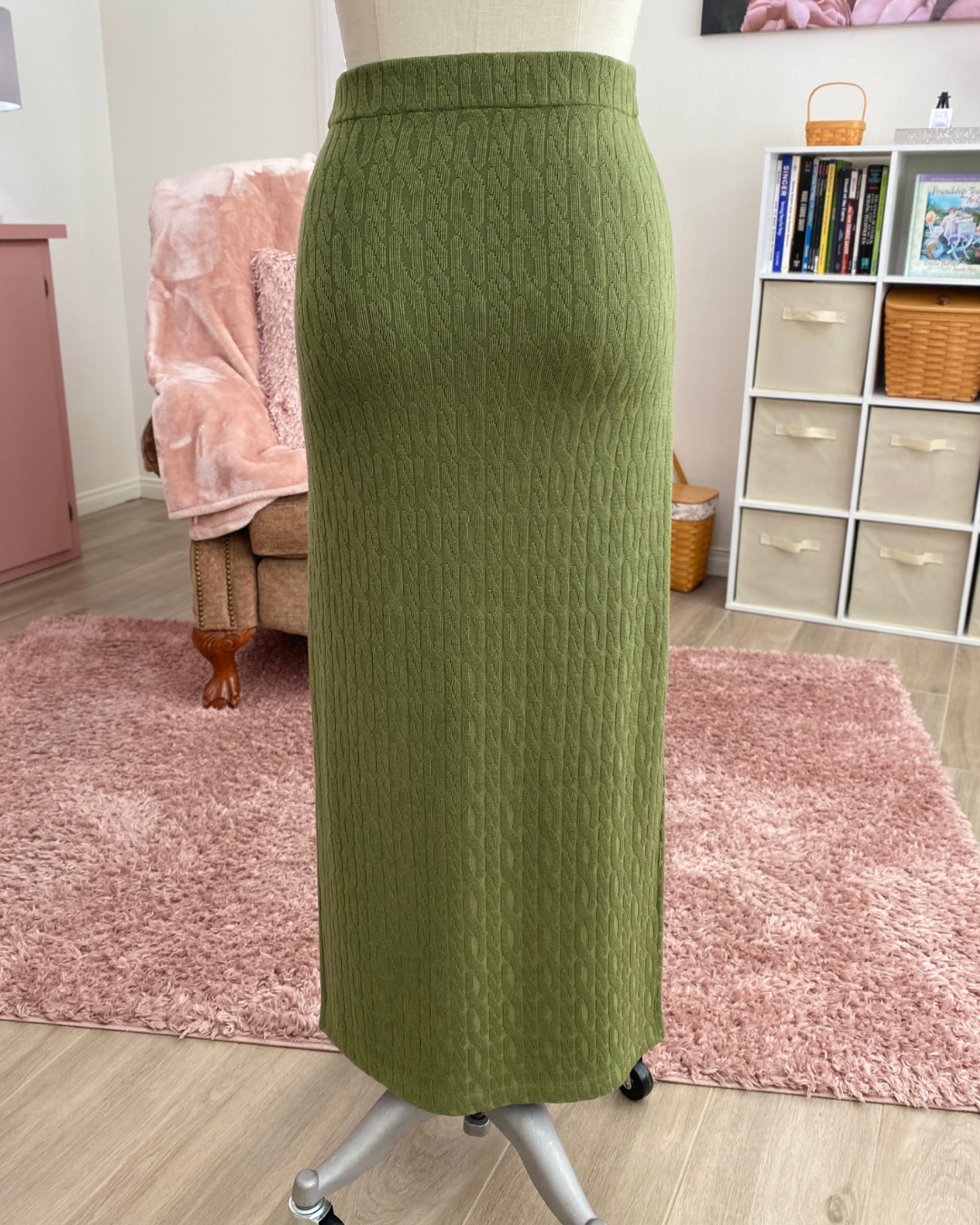 Hive Pullover and Weaver Skirt