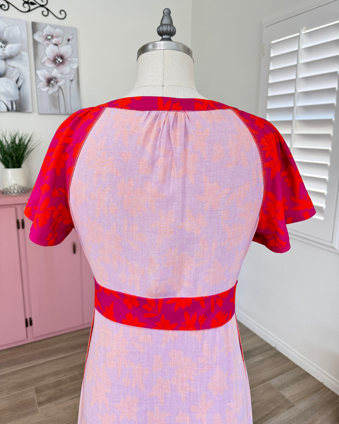 FLUTTER SLEEVER MAXI DRESS