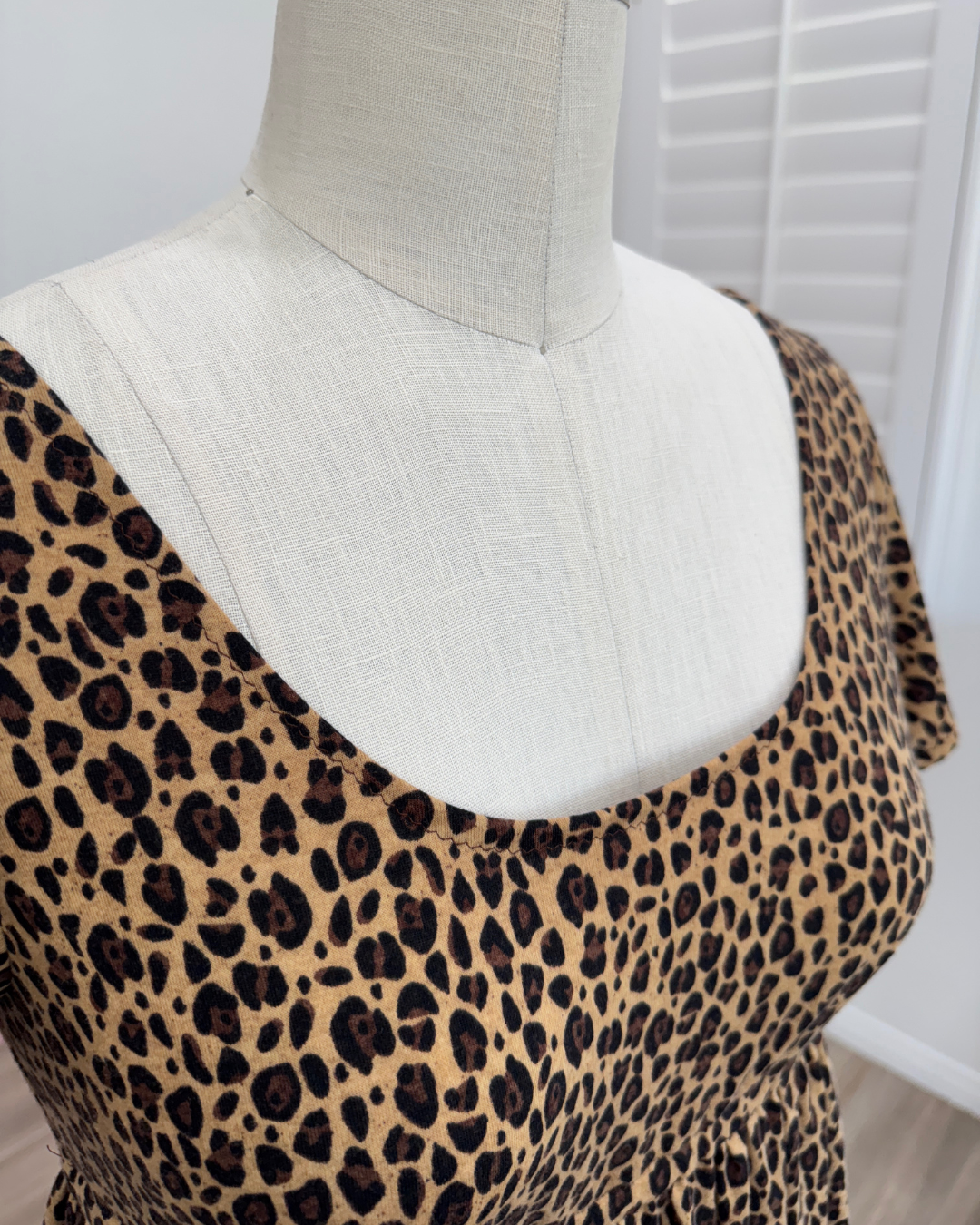 HOUSE DRESS