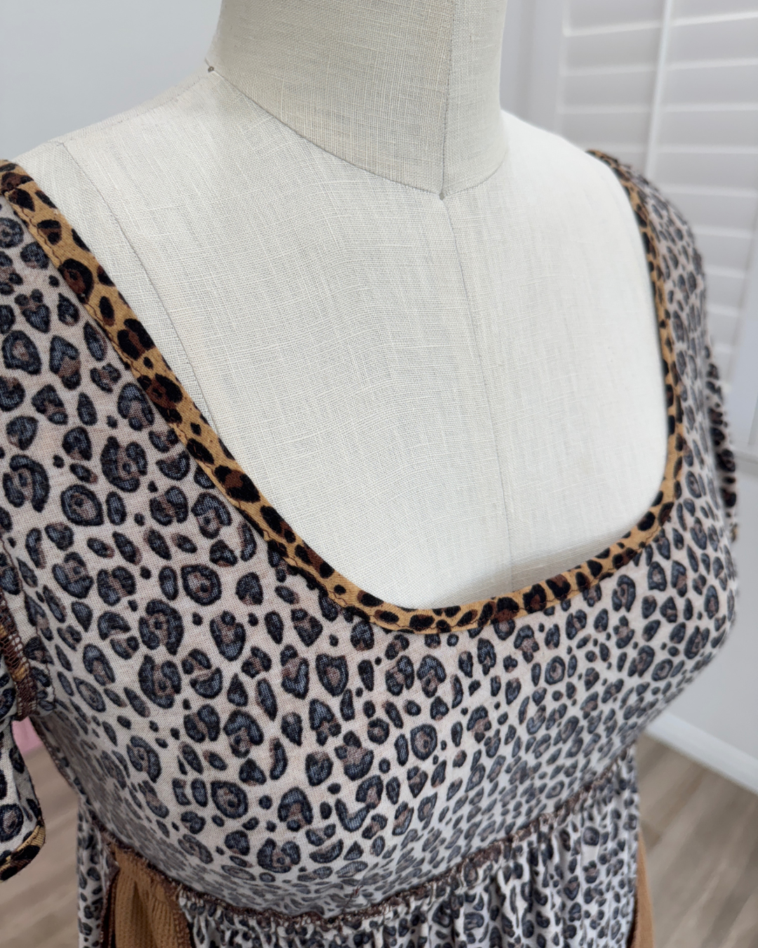HOUSE DRESS