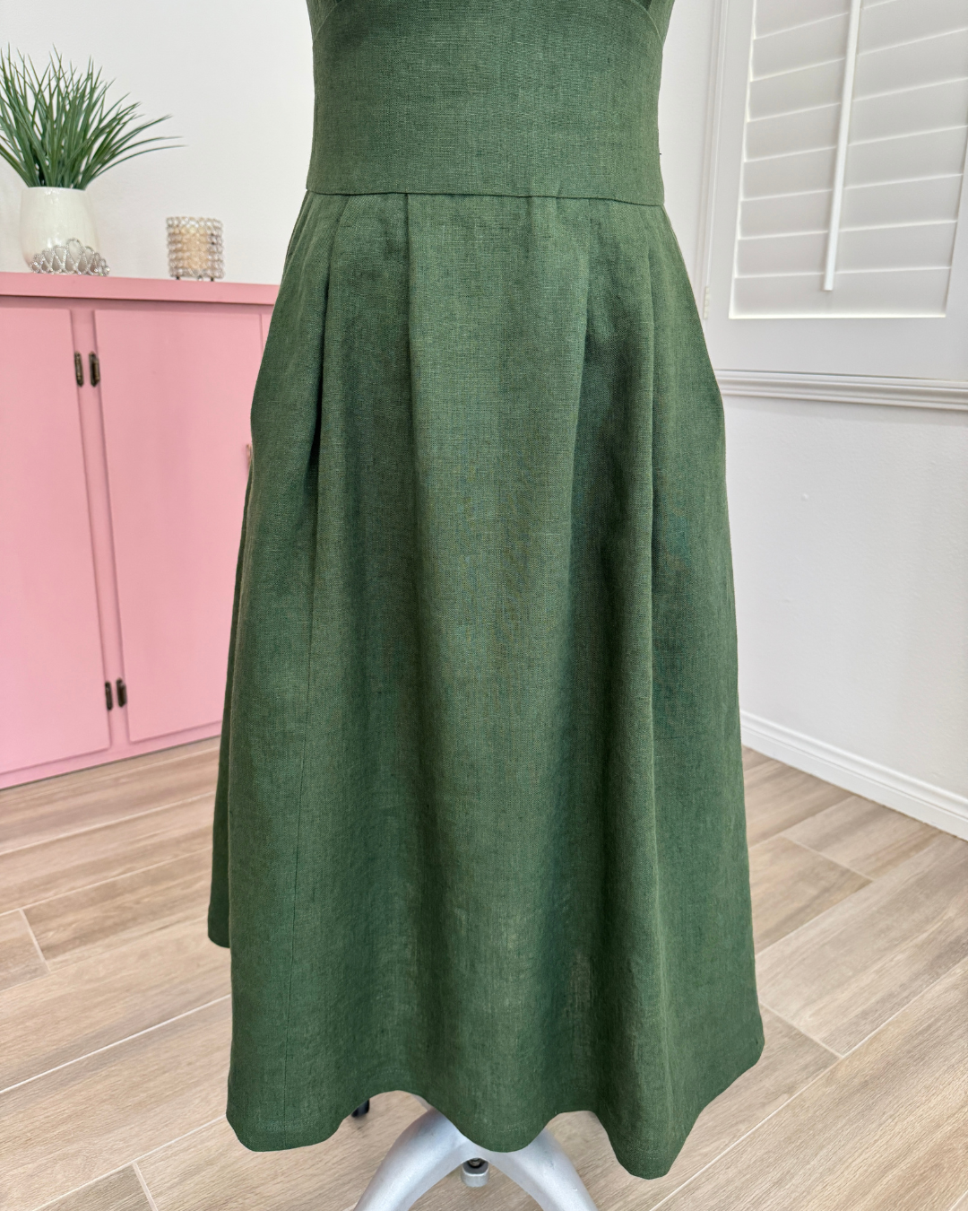 FIT & FLARE DRESS