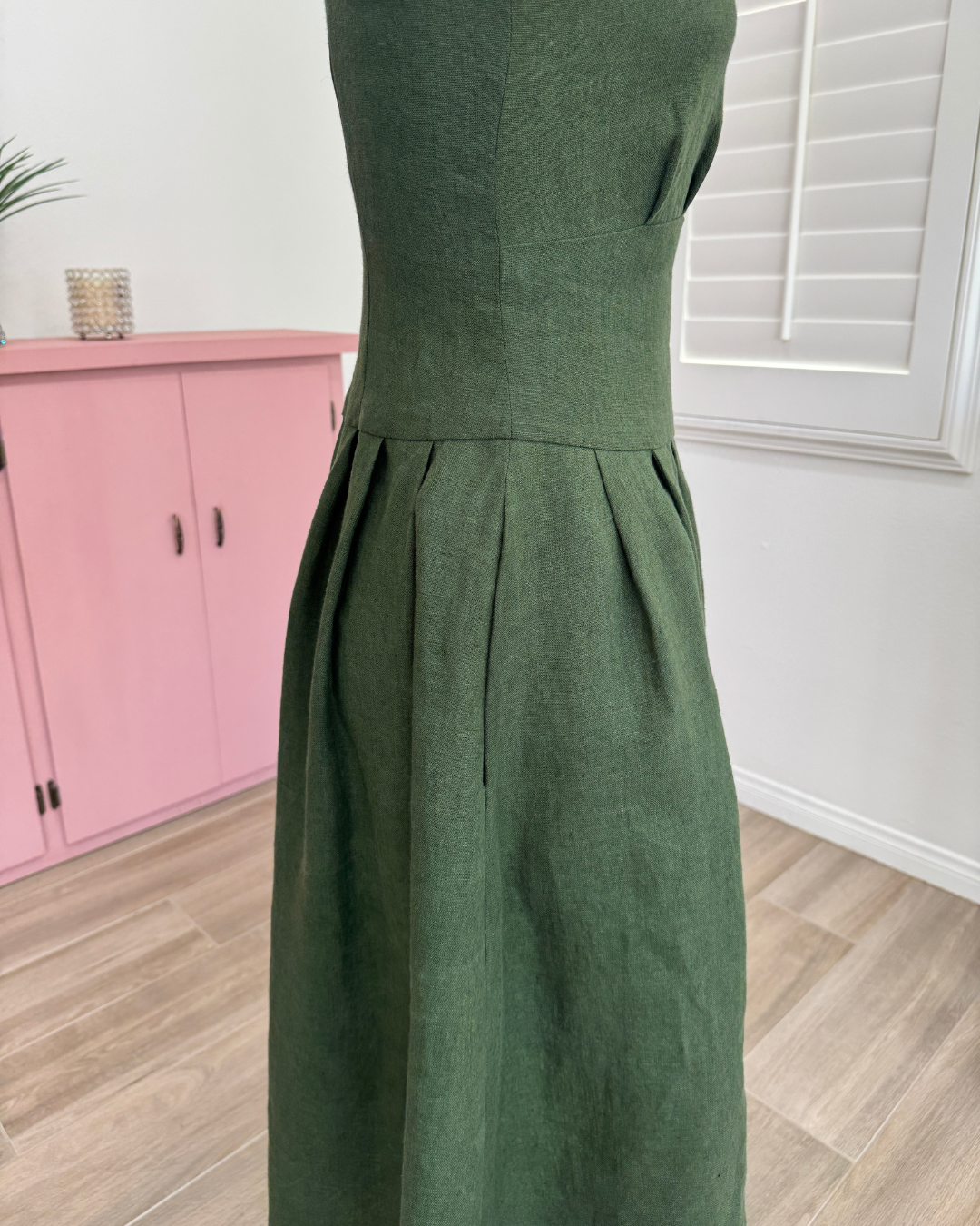 FIT & FLARE DRESS